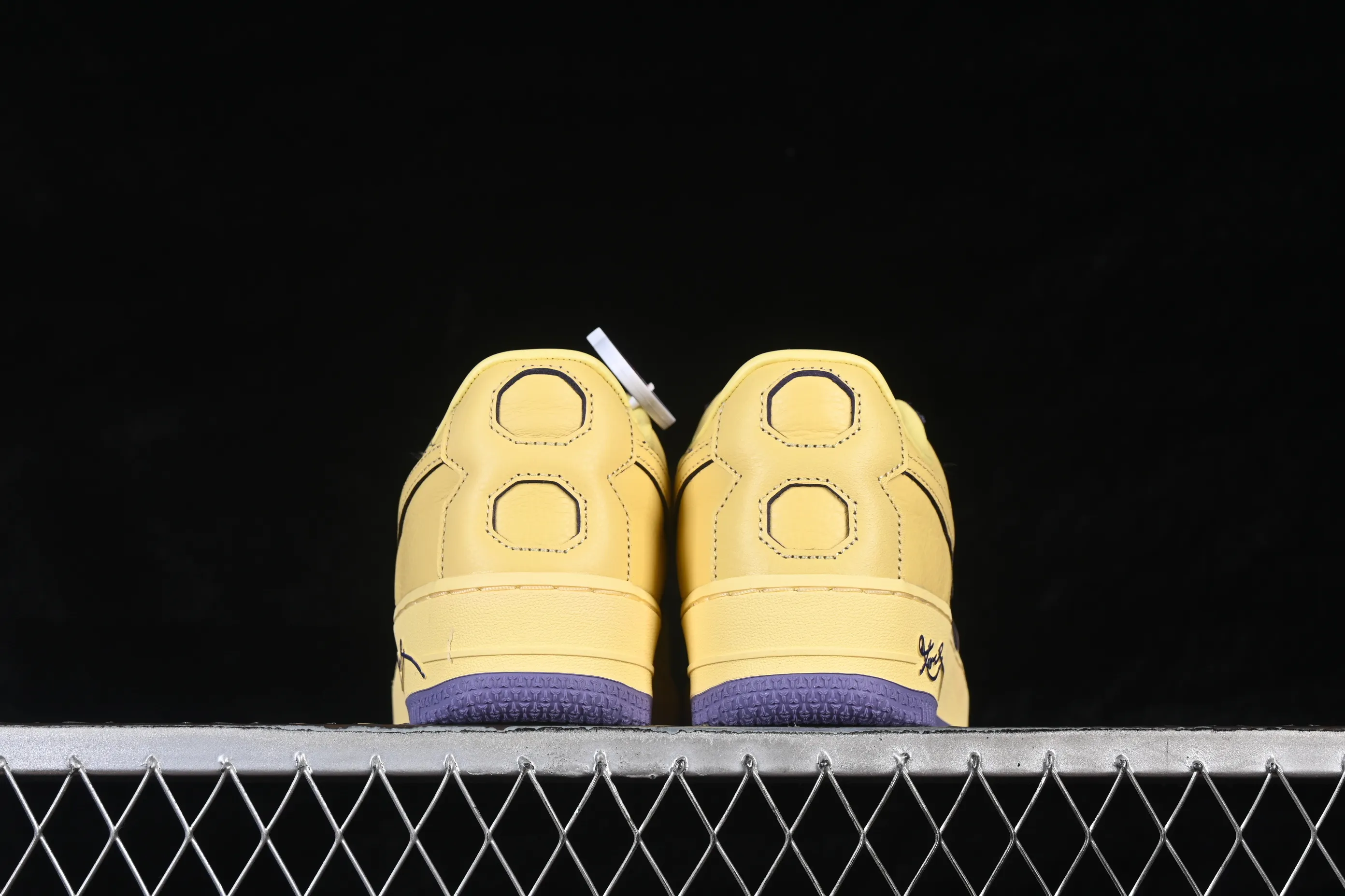 All categories Nk Air Force 1 Air Force series Nk Air Force 1 Low Air Force low top Nike Air Force 1'07 Low Kobe Bryant full first layer Air Force 1 low top casual sneakers HV9408-700